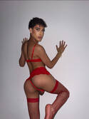 Zahia HOT
