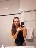 Simona party girl