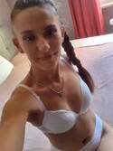 Simona party girl