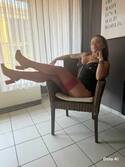JULIA HORNY