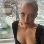Izzie (Photo #5)