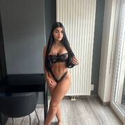 MANU HOT