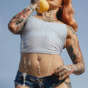 Alice (Photo #5)