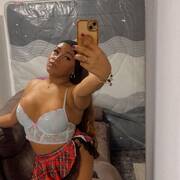 Hellen Dafne (Photo #25)