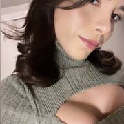 Esther (Photo #10)
