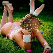 Monica ~ les mille et une caresse