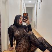 Isabella (Photo #5)