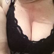 Sophie et lola dominatrices