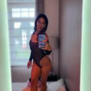 Samantha (Photo #20)