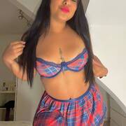 Isabella (Photo #4)