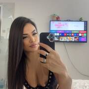 GEOVANA. Chaud, Douce et Sensuelle