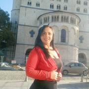 Brenda (Photo #24)