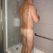 Dominique (Photo #1)