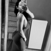 Ludmilla (Photo #7)