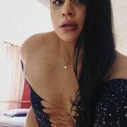 Nikki (Photo #19)