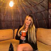 Isabelle super girlfriend (Photo #7)