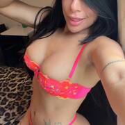 Angela Colombiana