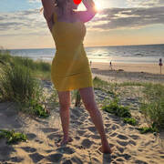Amber (Photo #3)