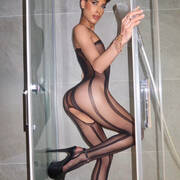 Zahia HOT