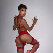 Zahia HOT