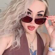 Zoe