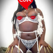 Naomi Coquine xxx
