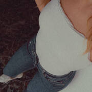 Sarah (Photo #1)