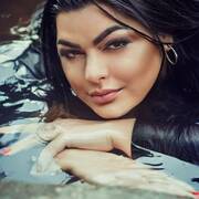 Maya hot