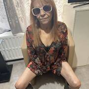 Catherine (Photo #10)