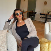 Julia (Photo #10)