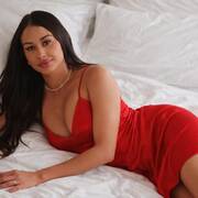 Olivia Super girlfriend