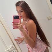 Brenda (Photo #1)