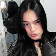Isabele (Photo #38)