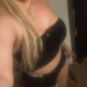 Rosa (Photo #1)