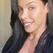 Natalia Avellar (Photo #8)