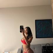 Scarlet (Photo #10)