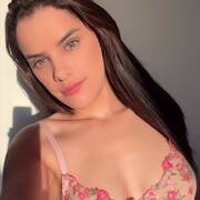 Tay Bella (Photo #1)