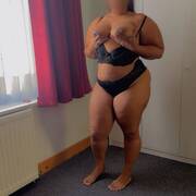 Emely (Photo #9)