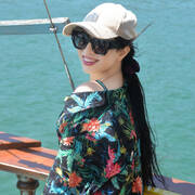 Yasmin (Photo #7)