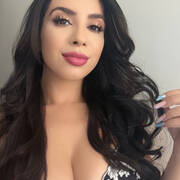 Yasmin (Photo #9)