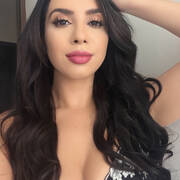 Yasmin (Photo #8)