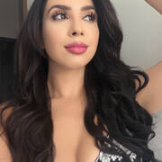 Yasmin (Photo #7)