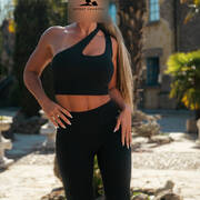 Alexandra (Photo #5)