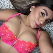 Laura (Photo #14)