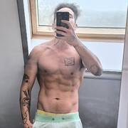 Med . femme seule venez j m\' occupe de vous