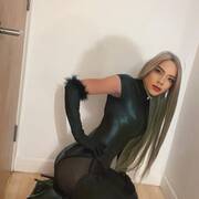 Larissa TS (Photo #16)