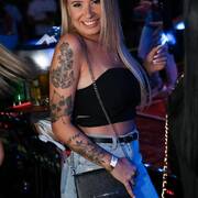 Larissa (Photo #12)