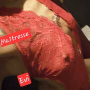 Maîtresse Evi
