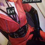 Maîtresse Evi