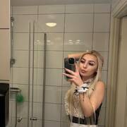 Michelle (Photo #24)